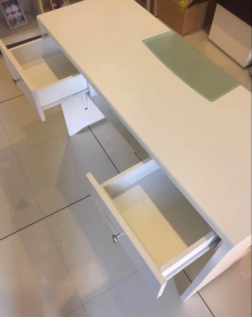 ※つむ※ タカラベルモント　ネイルテーブル