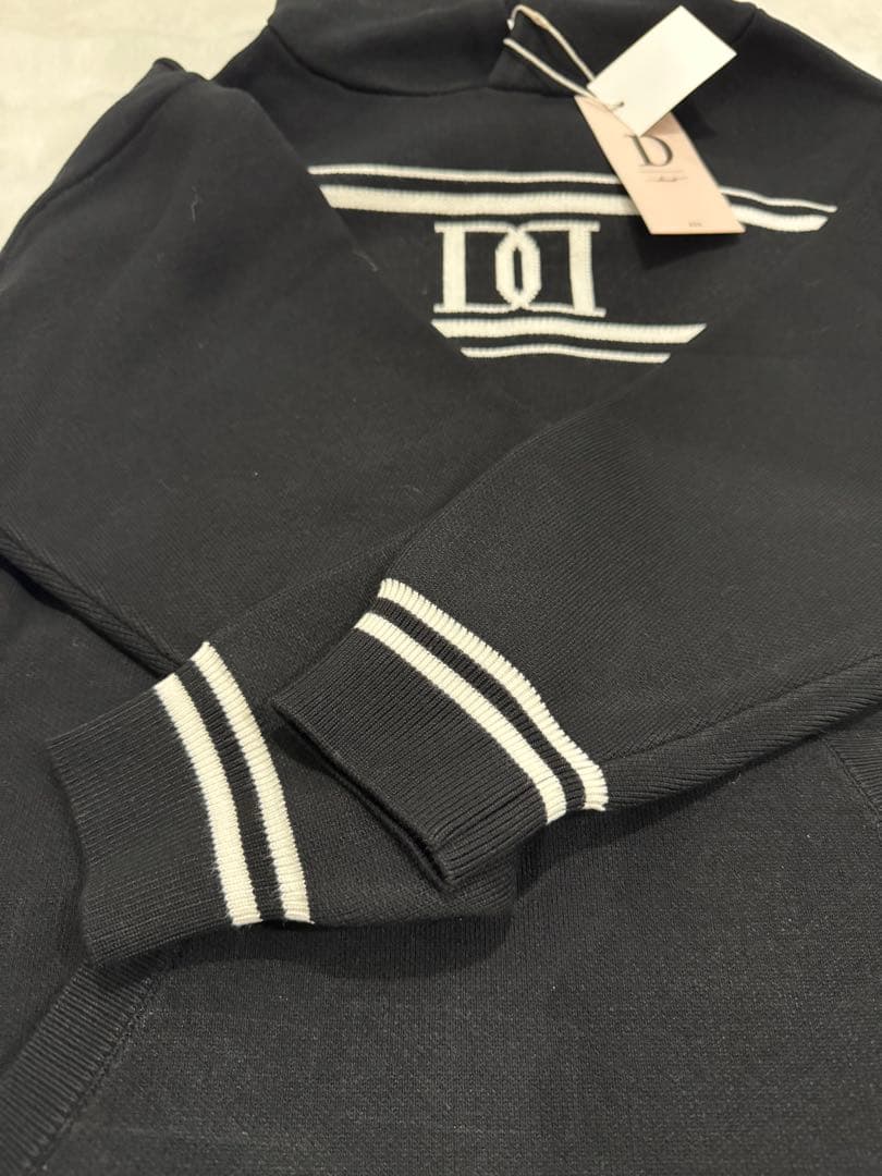 【新品】D a r i c h ❤️梅田限定❣️ＤＤモチーフニットフーディ（ＢＬＫ）