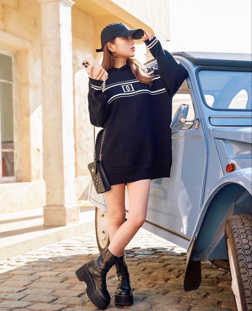 【新品】D a r i c h ❤️梅田限定❣️ＤＤモチーフニットフーディ（ＢＬＫ）