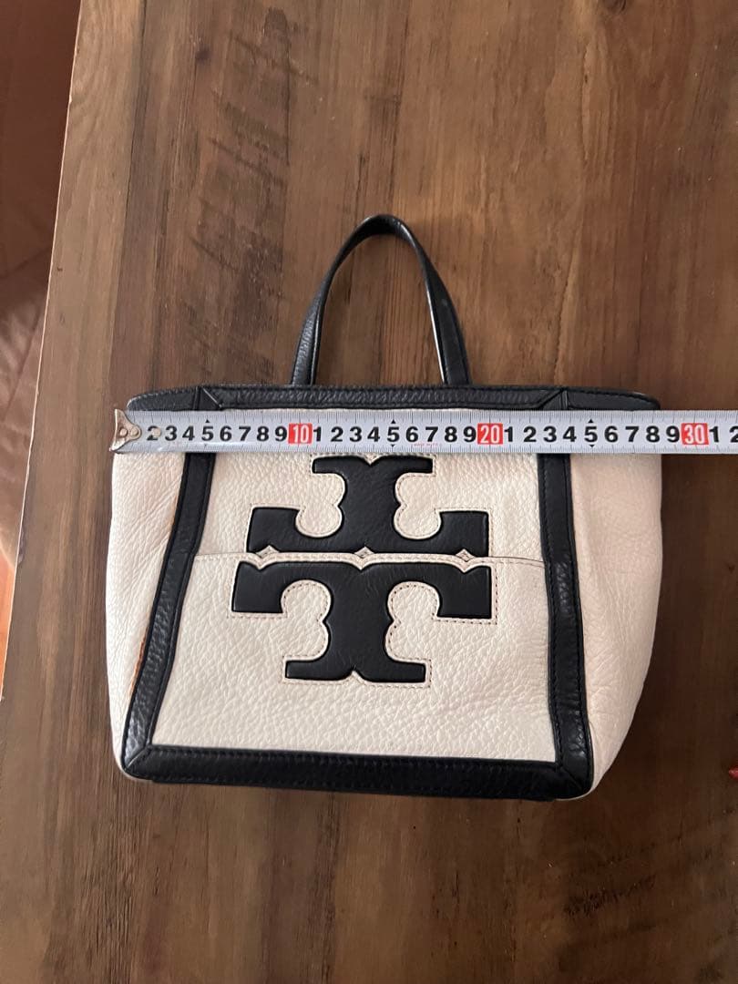 Tory Burch トートバッグ ホワイト/ブラック　トリーバーチ　鞄　バック
