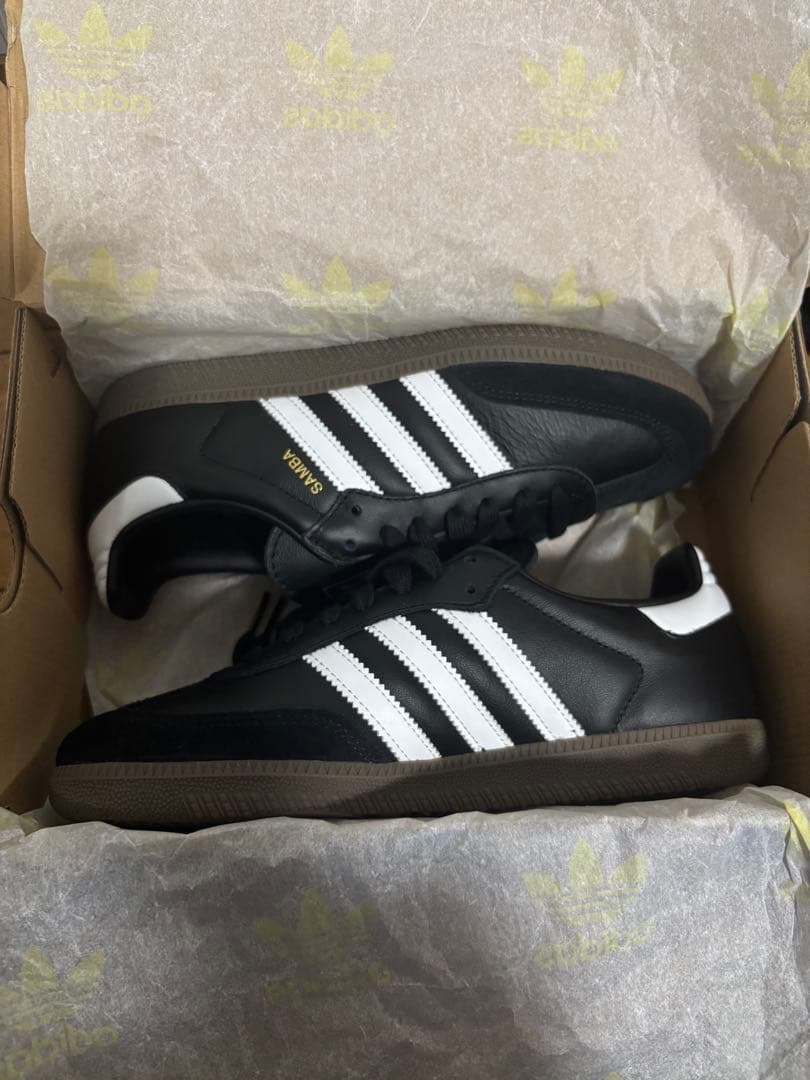 adidas サンバスニーカー 黒