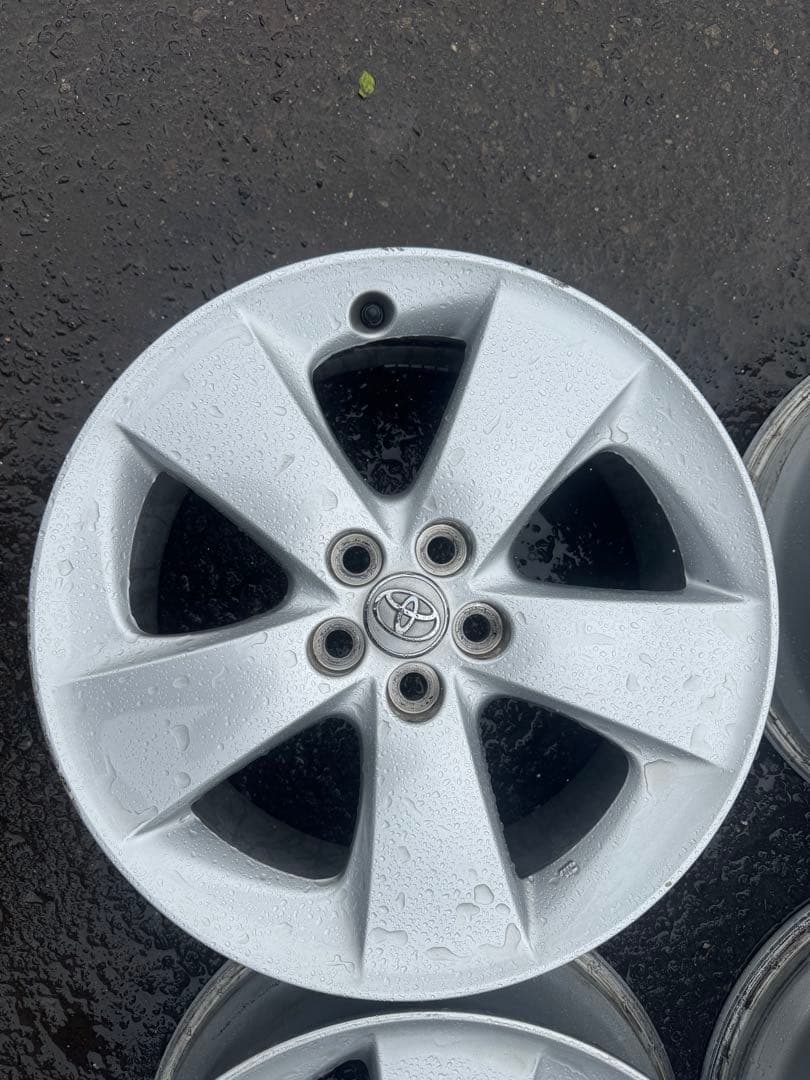 30プリウス　ツーリング17インチホイール