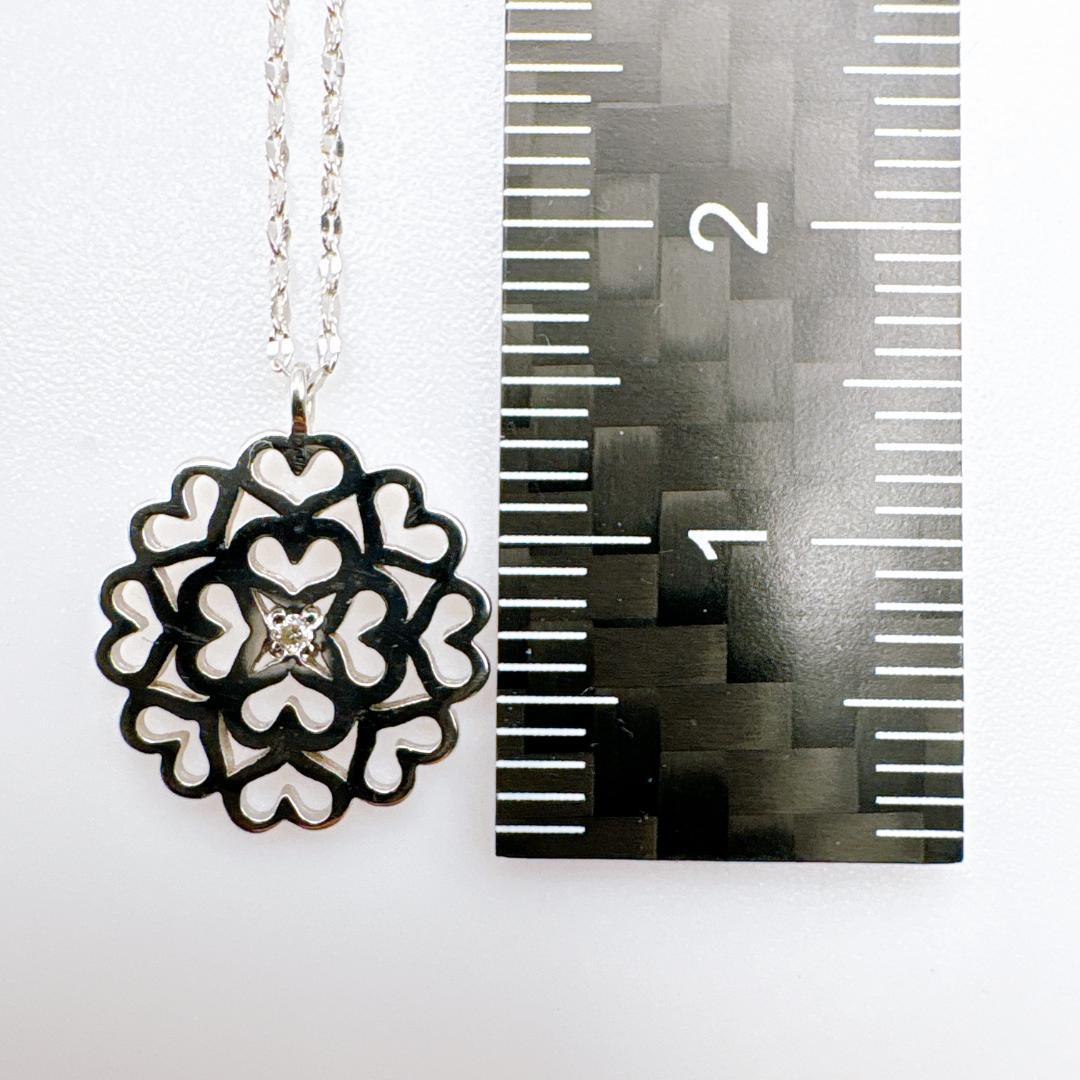 H*i様 【K18WG】天然ダイヤモンド0.01ct 透かしフラワー ネックレス