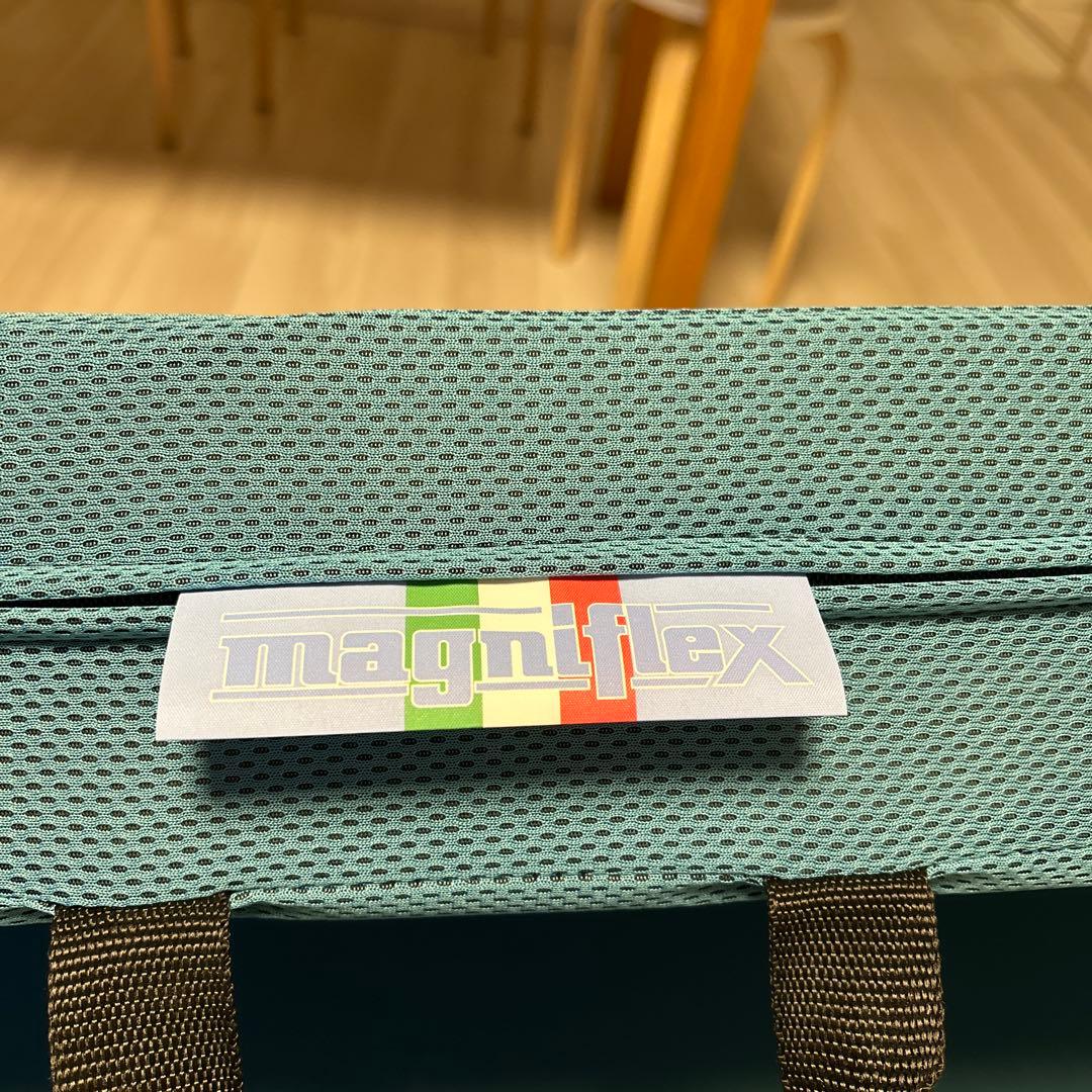 マニフレックス　三つ折りマットレスセミダブル