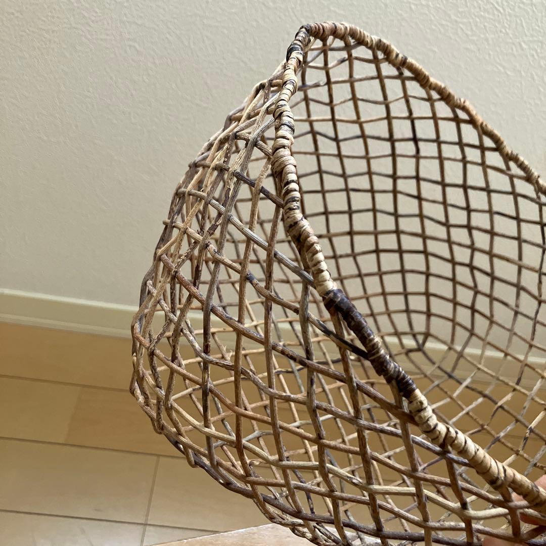 渡部萌さん　あけびかご