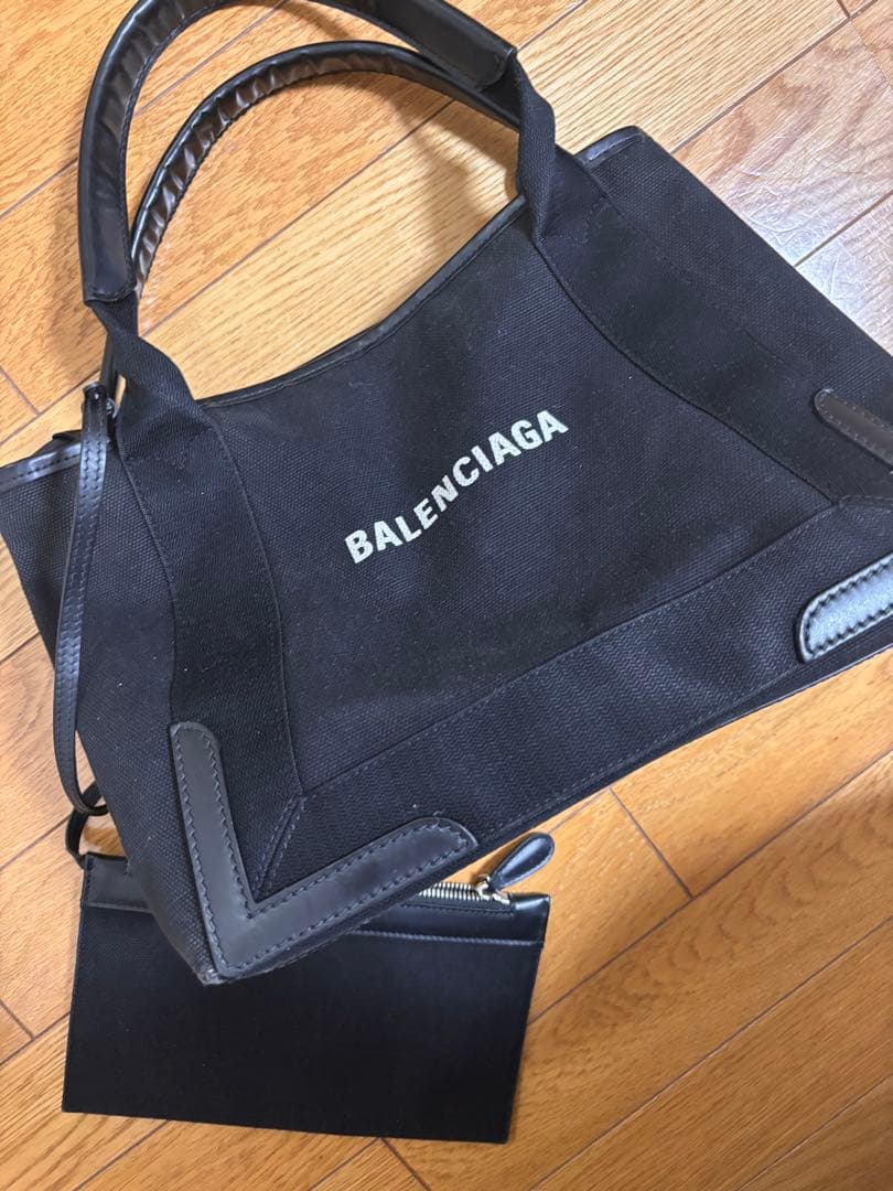 BALENCIAGA トートバッグ ブラック ポーチ付き　ブラック