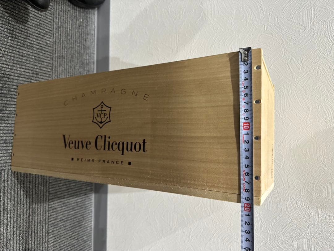 【超大型ボトル 豪華木箱入】ヴーヴ・クリコ・ブリュット 3Ｌイエローラベル