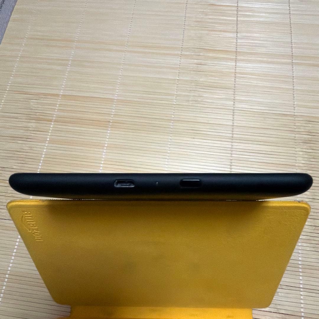 Amazon Kindle PQ94WIF 第10世代・8GB 純正カバー付属