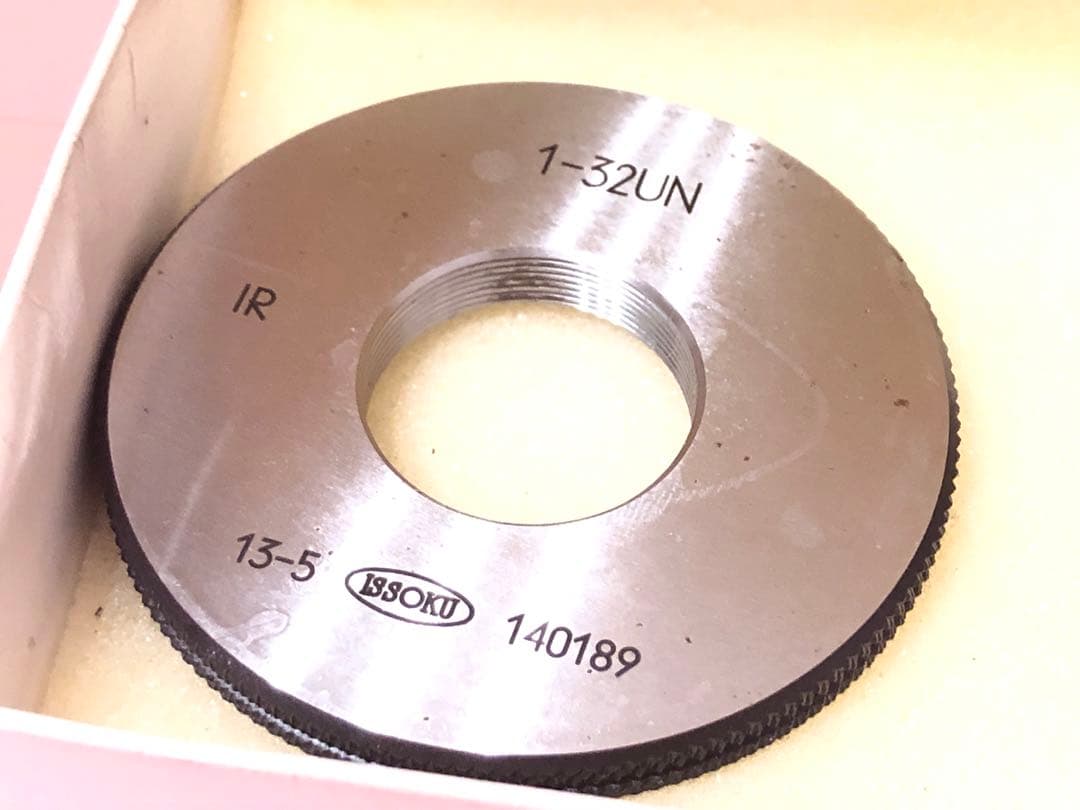 ネジリングゲージ ネジプラグケージ