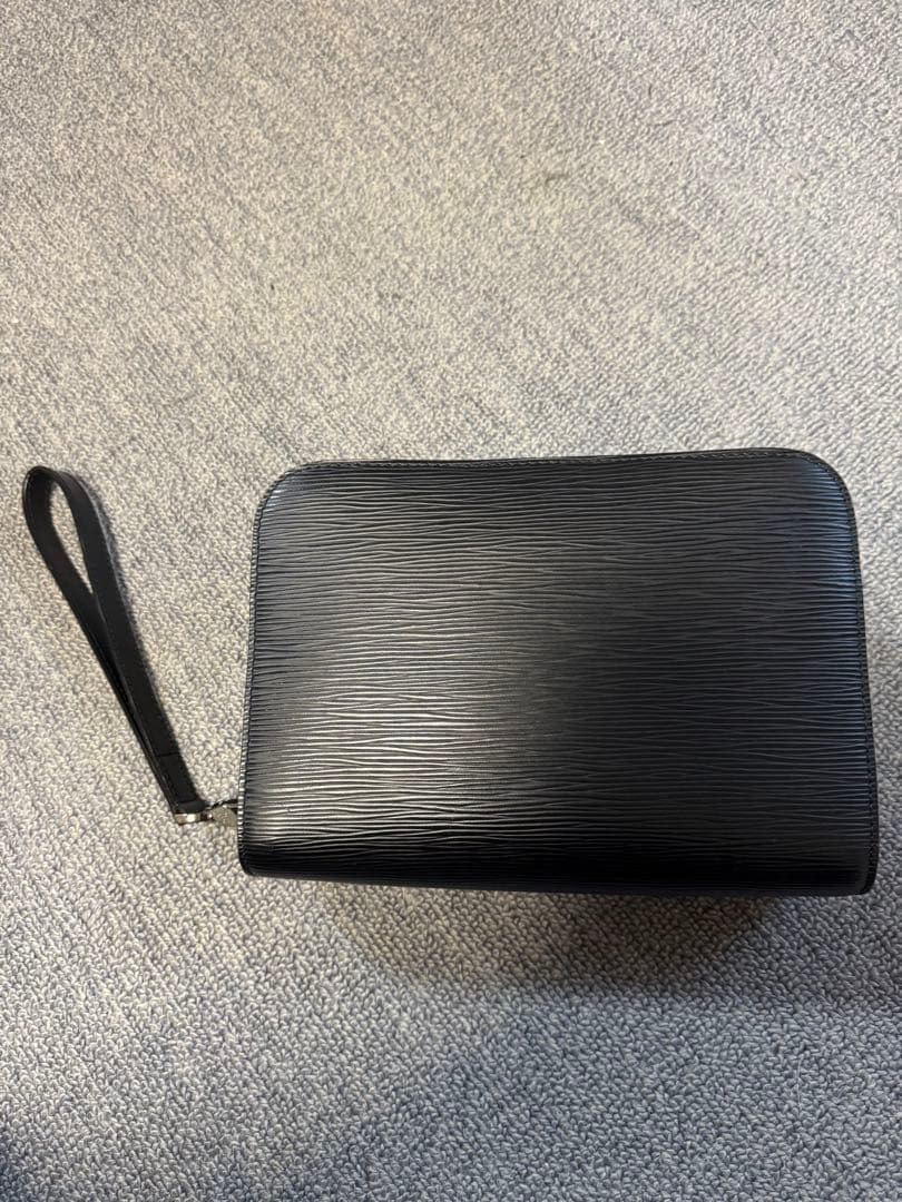 LOUIS VUITTON ルイヴィトン エピ セカンドバッグ ブラック