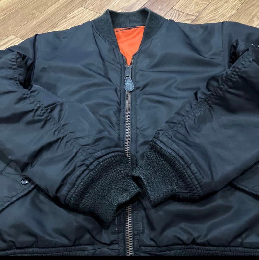 AVIREX MA-1 フライトジャケット ボンバージャケット ブラック 黒