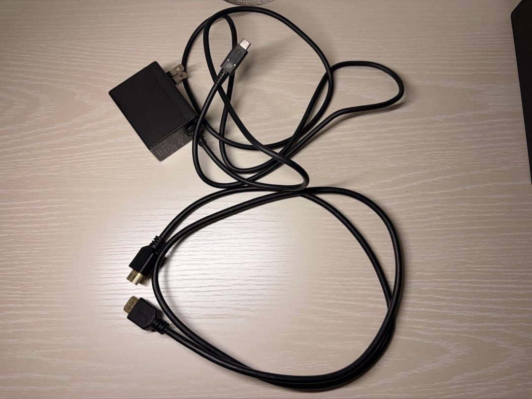 Nintendo Switch 本体 (Joy-Con不具合あり) 箱付　レッド