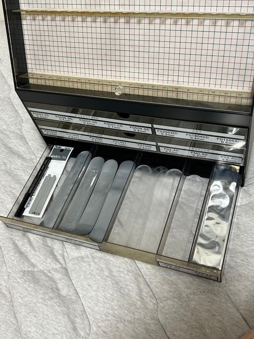 Pentel製図用シャーペン用ショーケース　ぺんてる什器