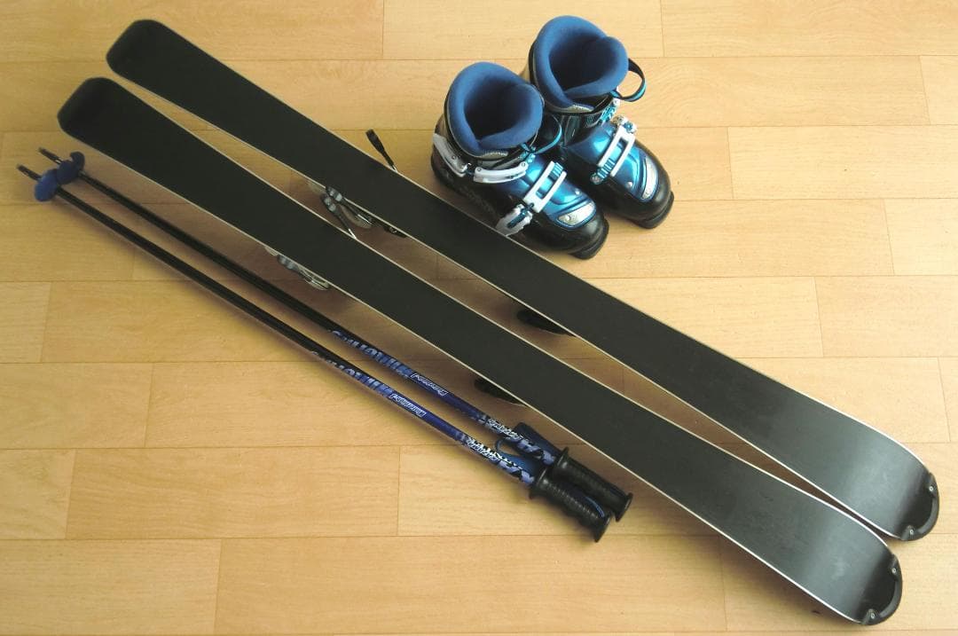 ■送料無料■ノルディカ＋Hart■子供用スキーセット■板120靴22■WAX済■