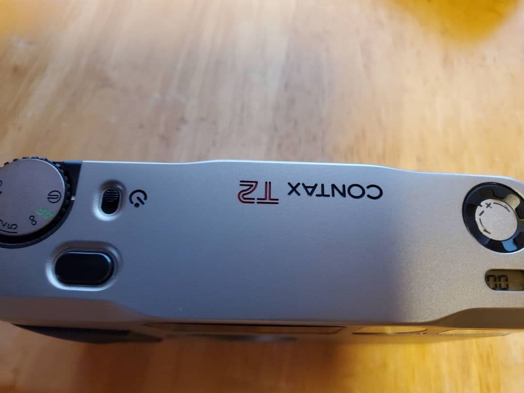 CONTAX T2 フィルムカメラ Carl Zeiss Sonnar 付き