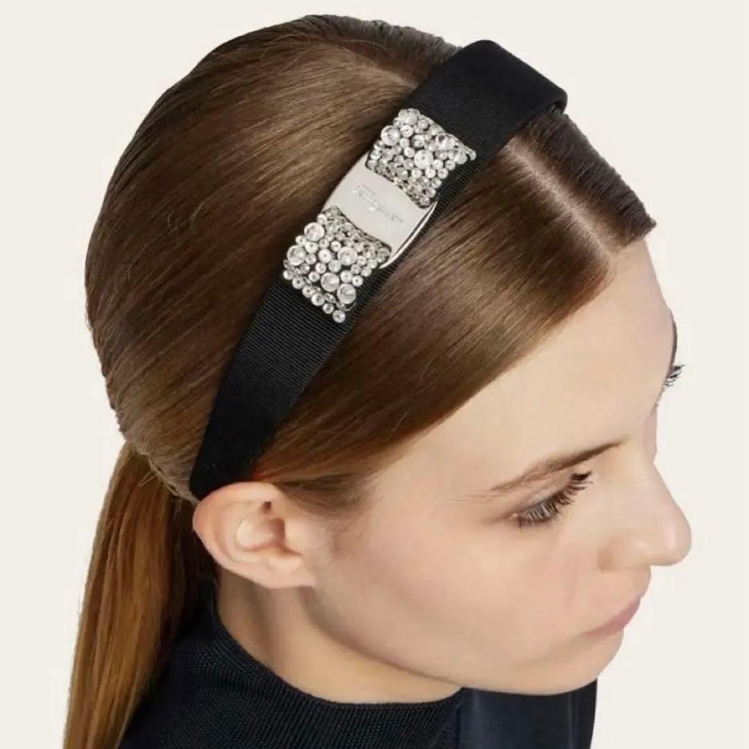 【未使用】フェラガモ　カチューシャ　ビジュー　Ferragamo クリスタル