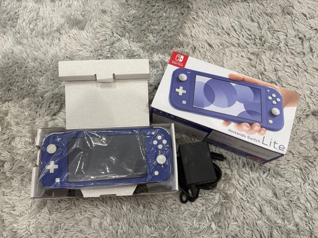 Nintendo Switch Lite ブルー 本体