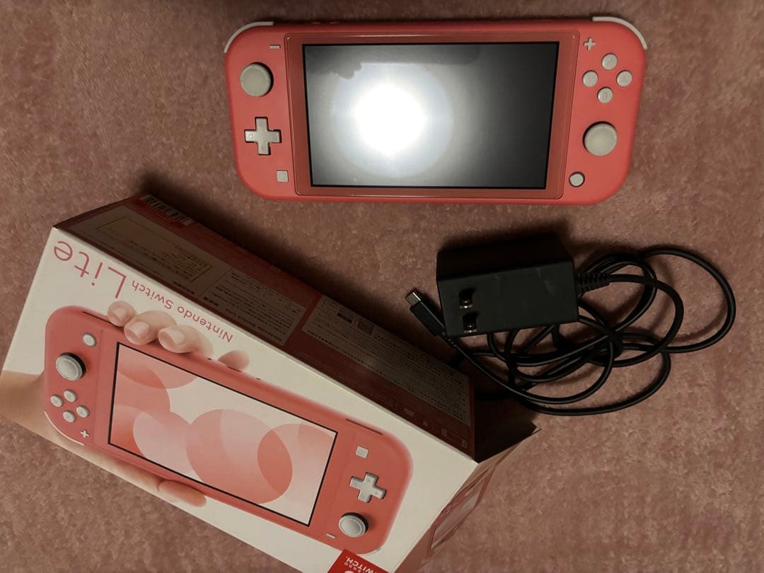 ニンテンドースイッチライト コーラルピンク
