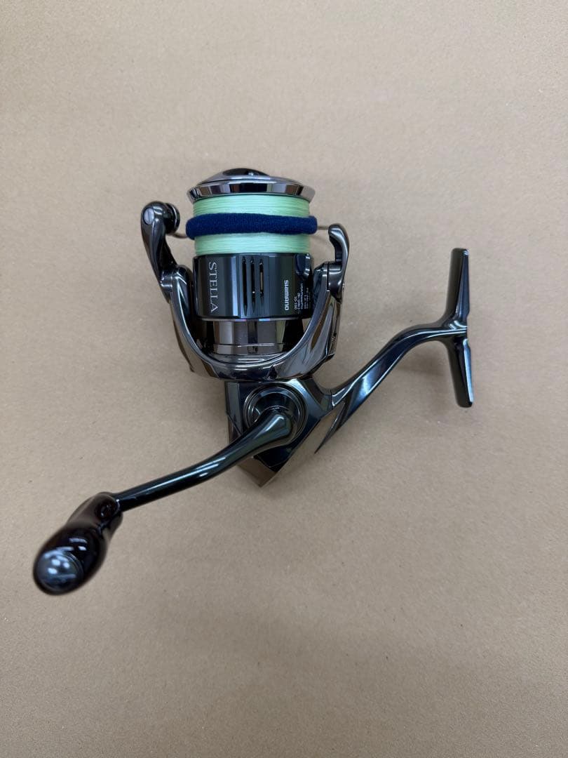 【超美品】シマノ　22ステラ C3000MHG