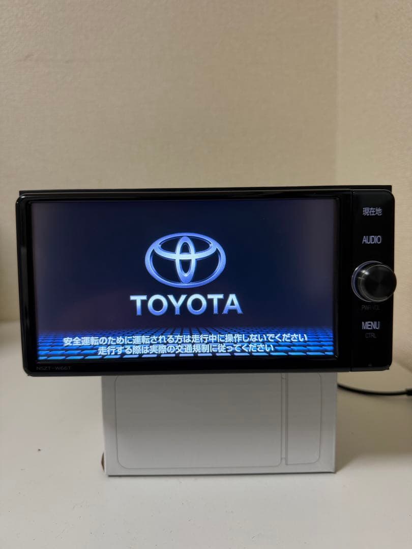 カーナビ NSZT-W66T