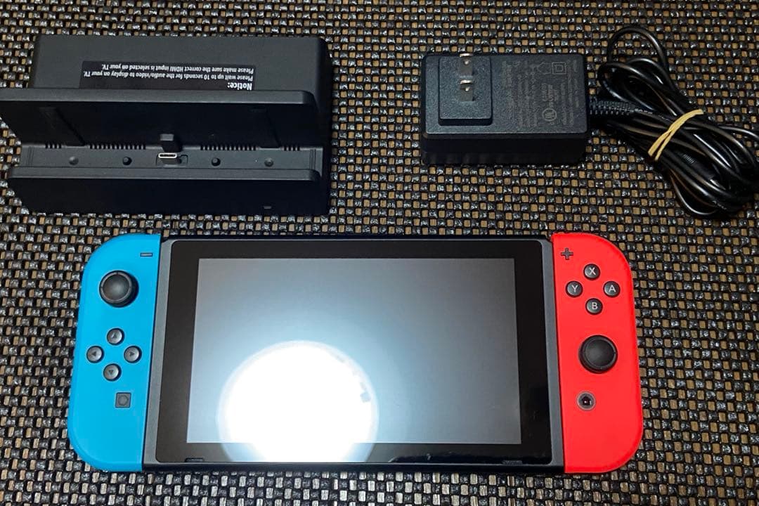 Nintendo Switch 本体 青/赤 Joy-Con 付属品あり