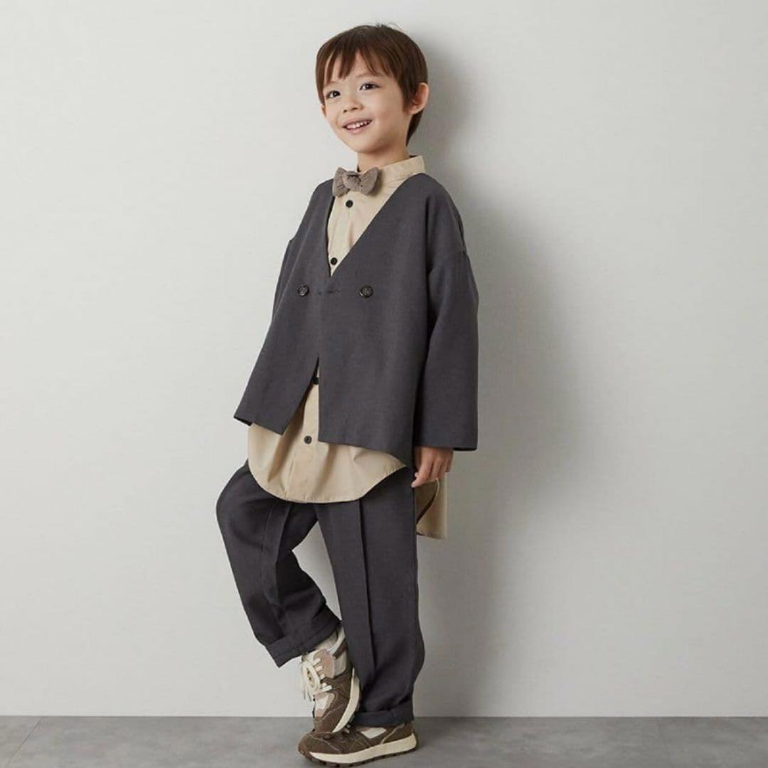 グレー カジュアルスーツ アクセサリー付き　120 リジュール　riziere