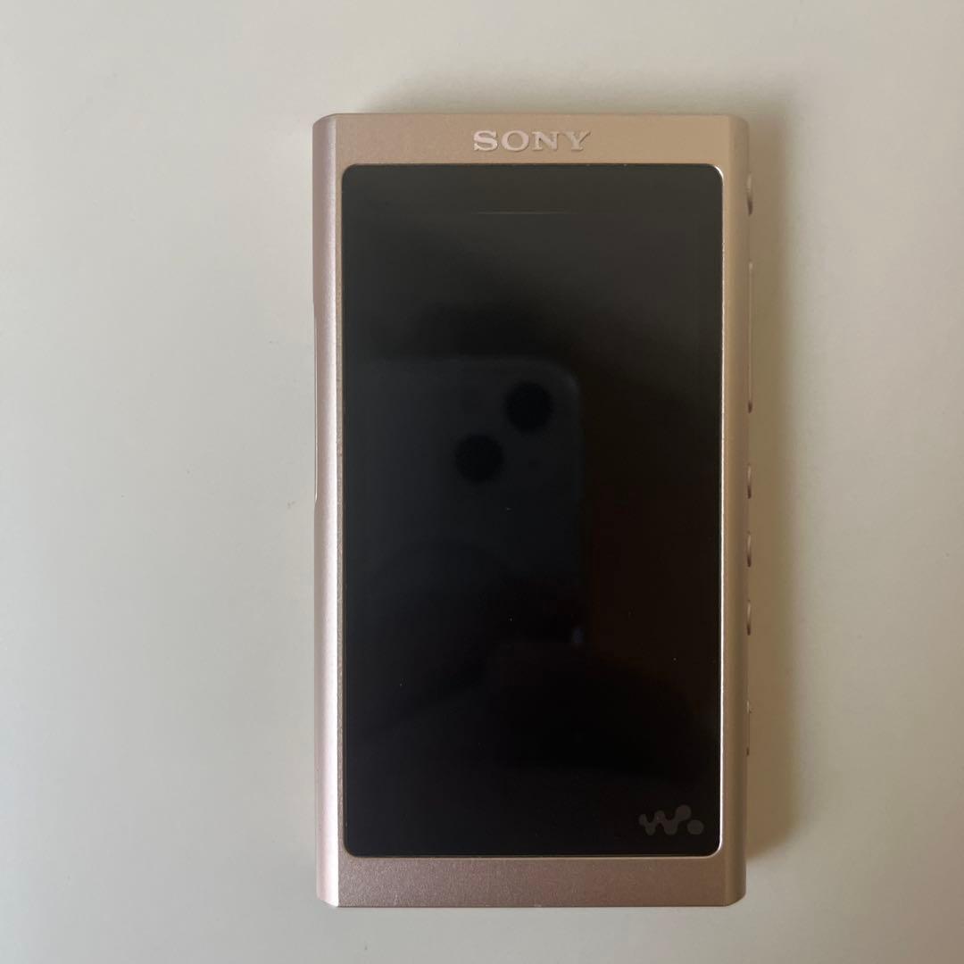 ポータブルプレーヤー SONY WALKMAN GOLD NW-A55