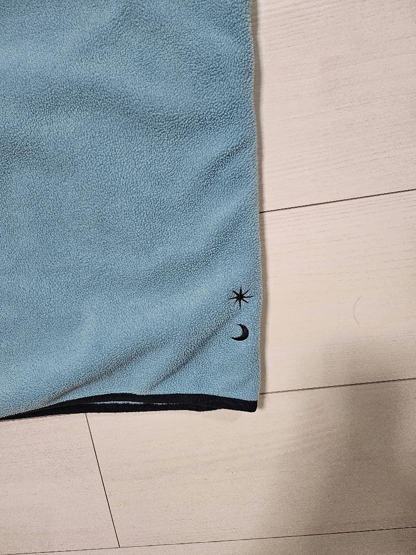 ルースイソンブラ フリース Lサイズ