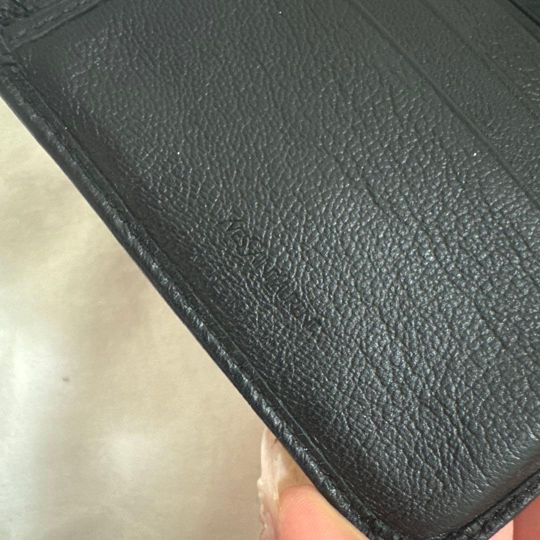 YSL ブラックレザー 二つ折り財布