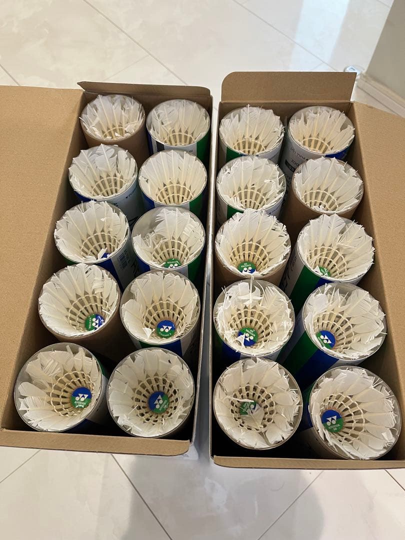 バドミントン中古シャトル　２箱