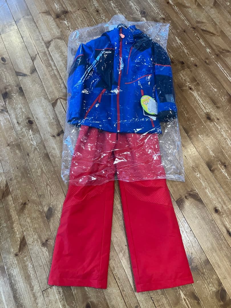 あ*だ様 新品！フェニックス　スキーウェア　150