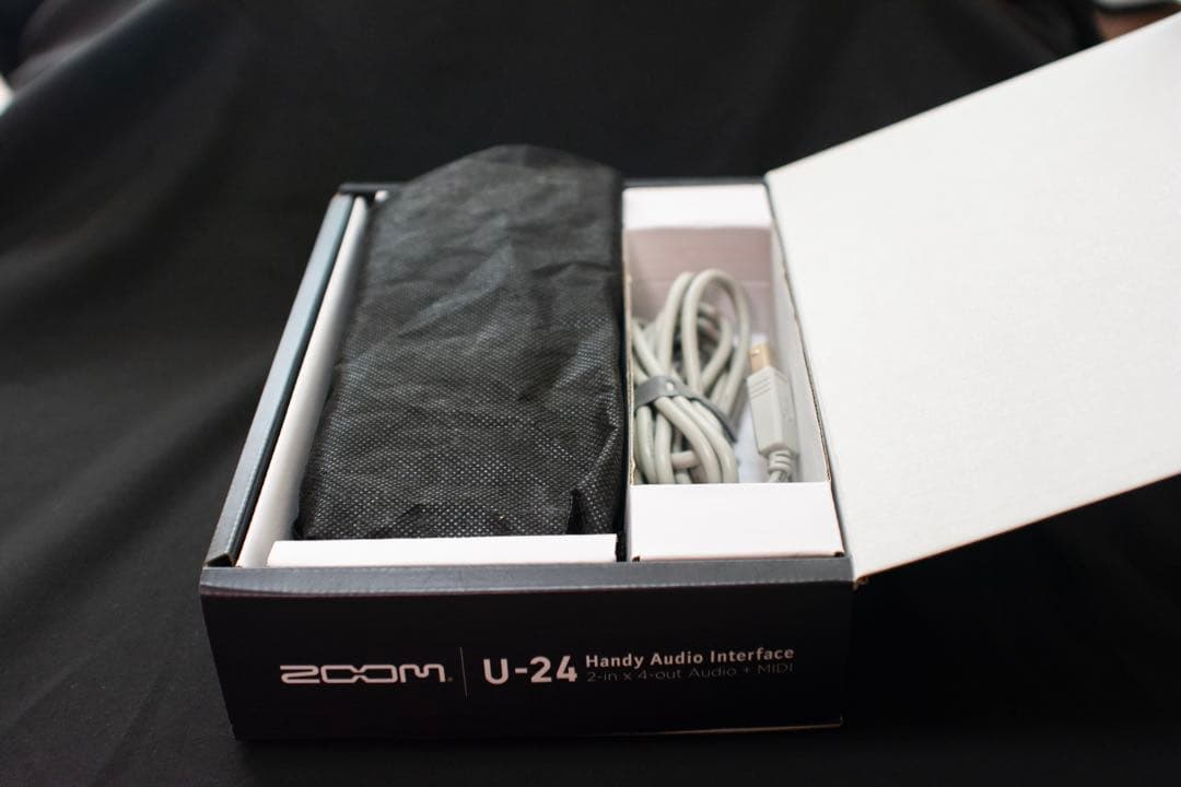 ZOOM U-24 オーディオミキサー