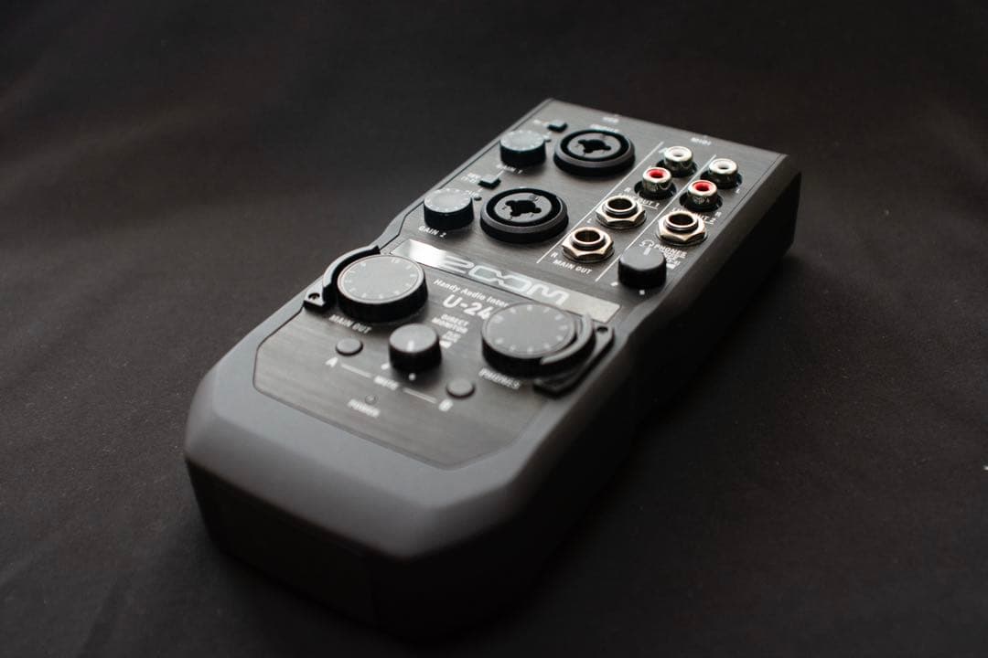 ZOOM U-24 オーディオミキサー