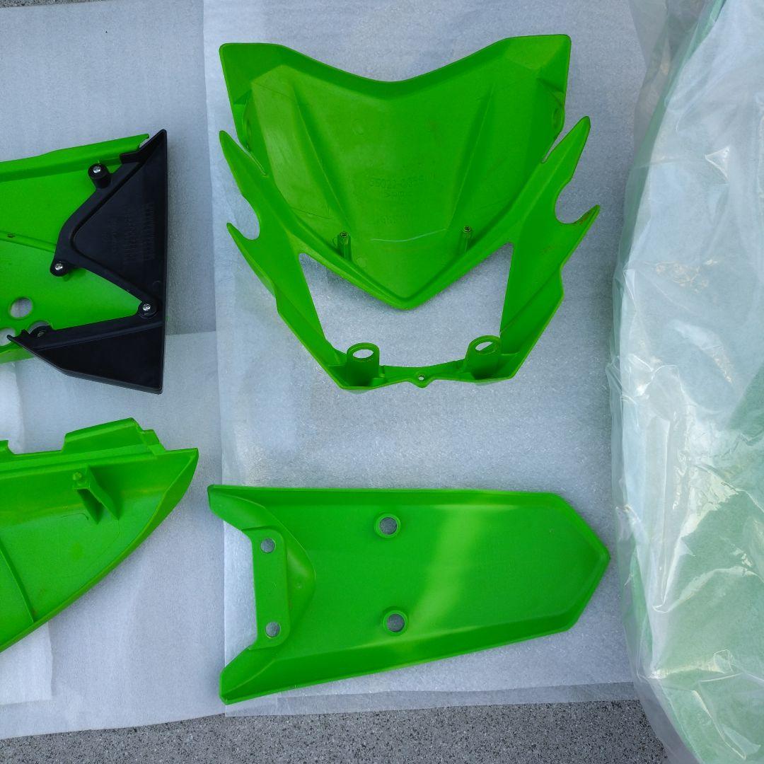 KLX125 純正外装セット ライムグリーン