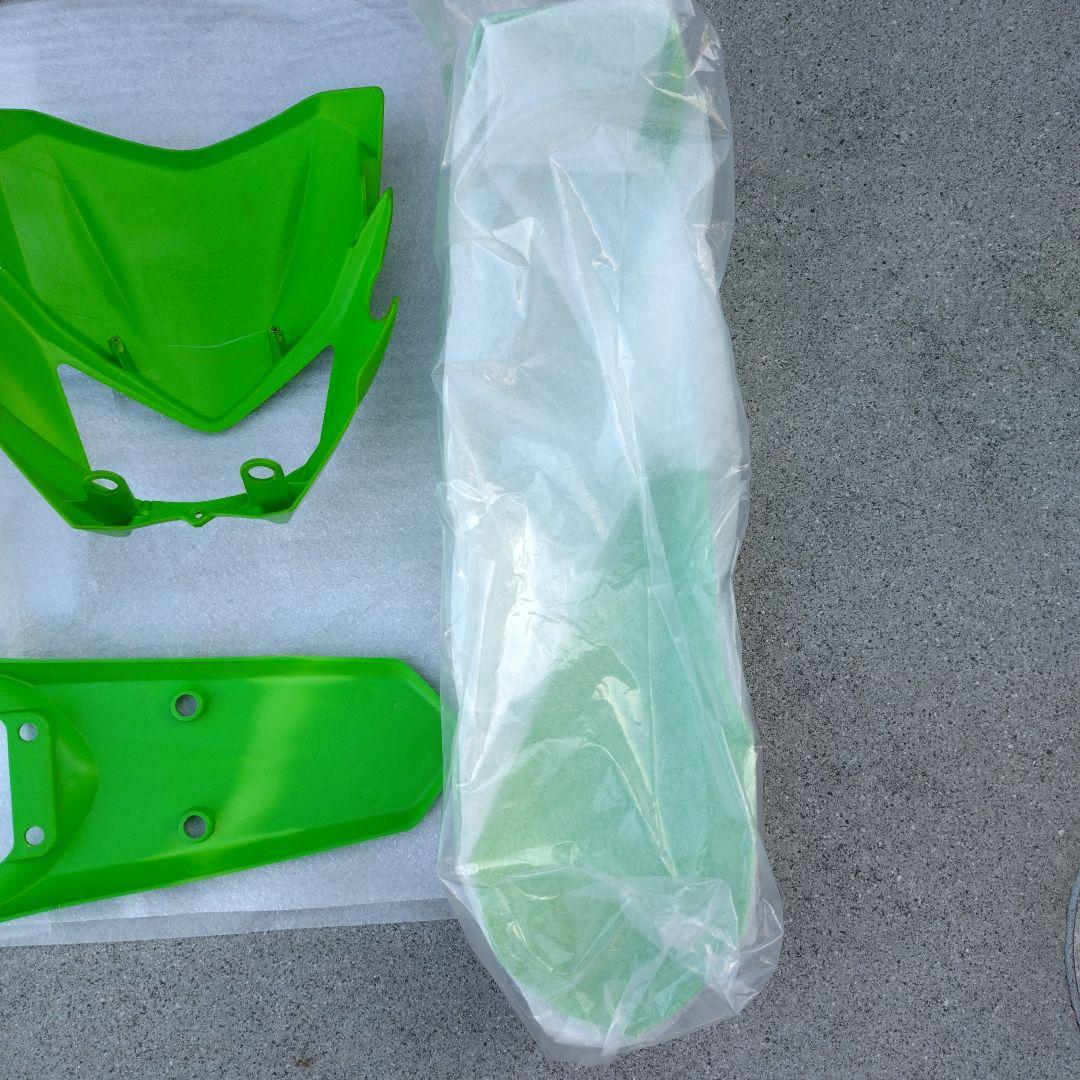 KLX125 純正外装セット ライムグリーン