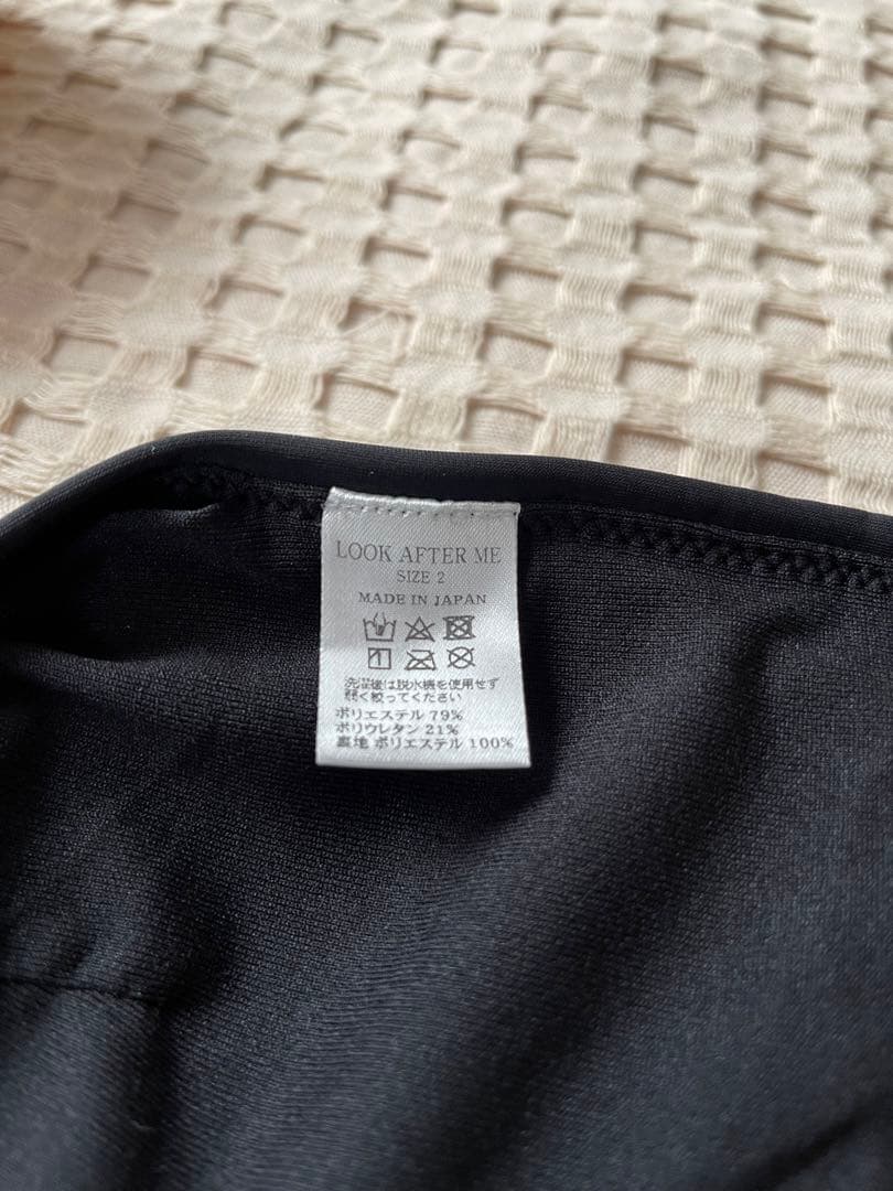 SISANDI V LINE midnight black トップのみ