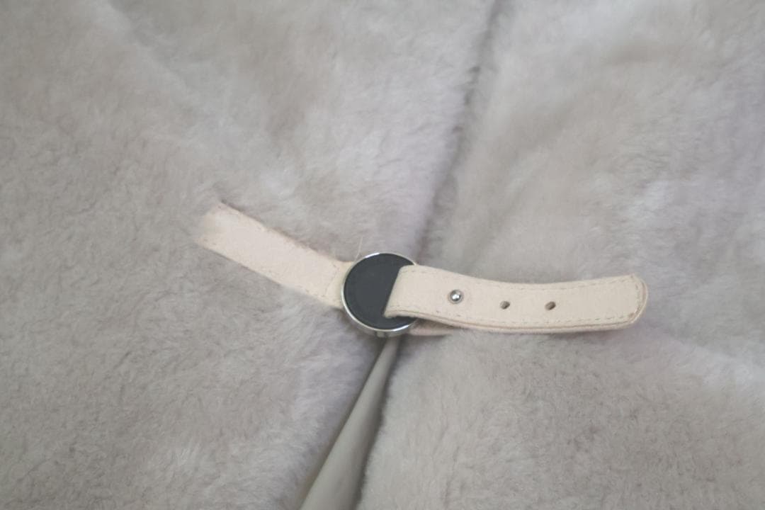 Sov ソブ の ムートン 毛皮ファーを使用した ダウン ジレ コート