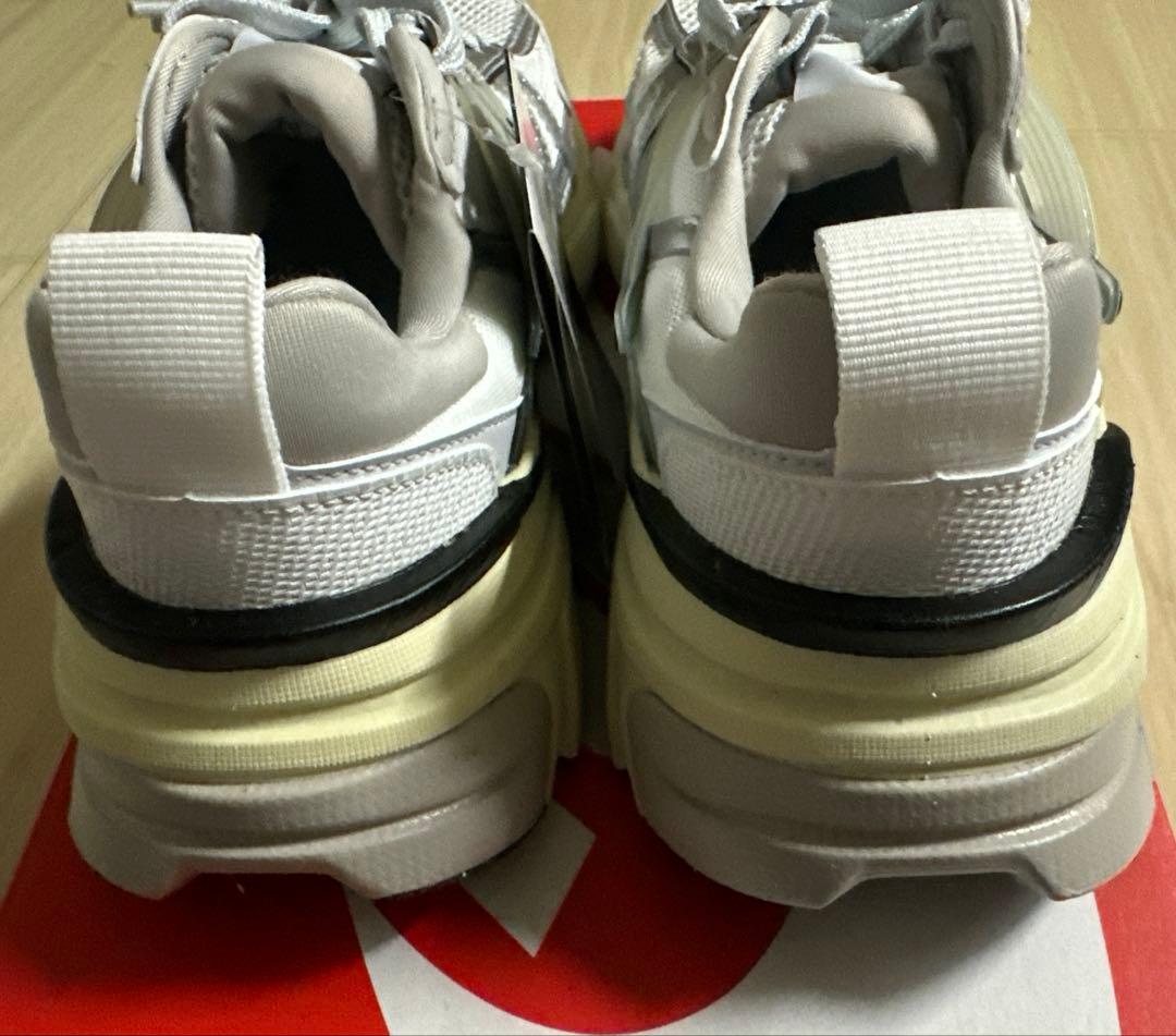 NIKE W V2K RUN シューズ