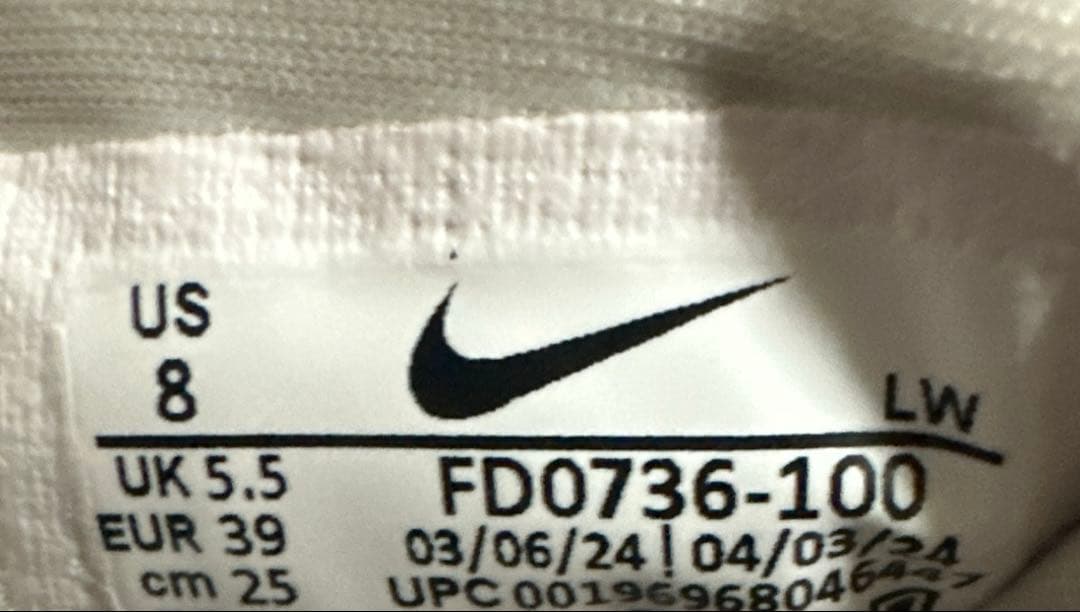 NIKE W V2K RUN シューズ