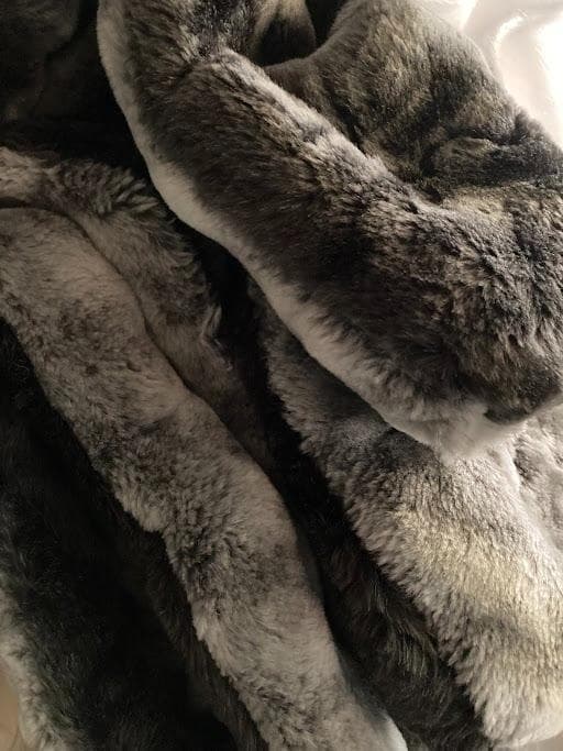 【黒系】京都西川　ローズ毛布 ムートンタッチ 140×200 日本製