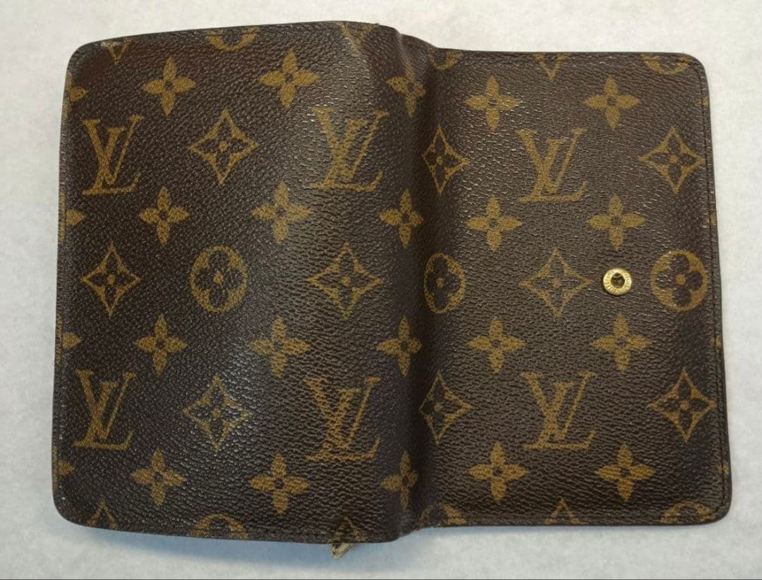 【美品】Louis Vuitton モノグラム 二つ折り財布