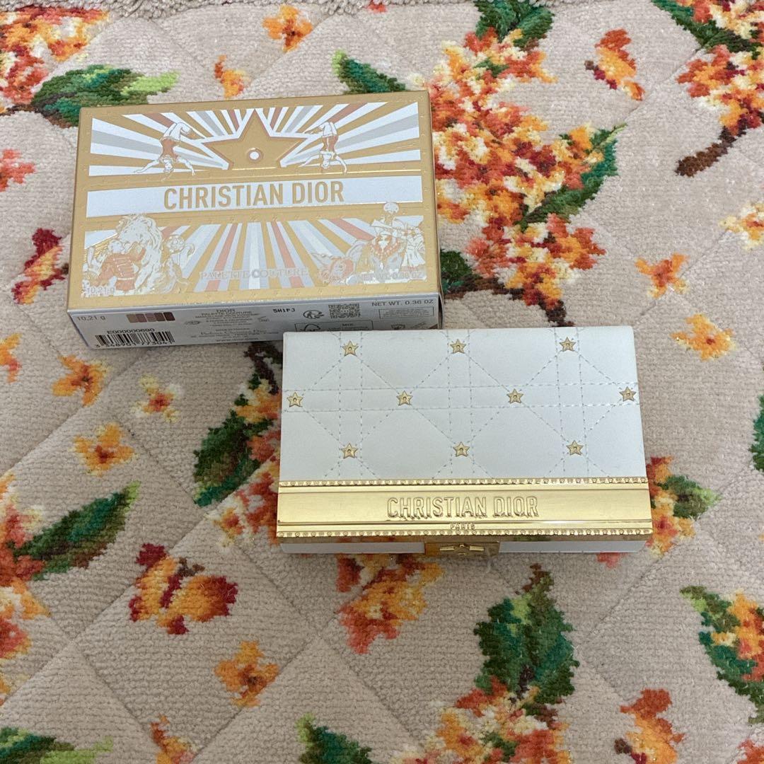 値下げ☆極美品☆スウォッチのみ！ディオール　2025クリスマス限定アイシャドウ