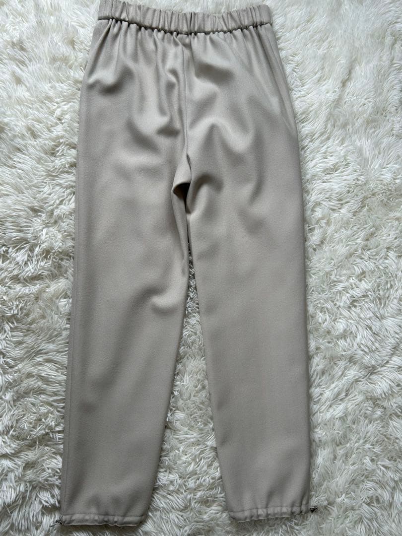 【極美品】RENE ルネ　パンツ　ストレッチ　34