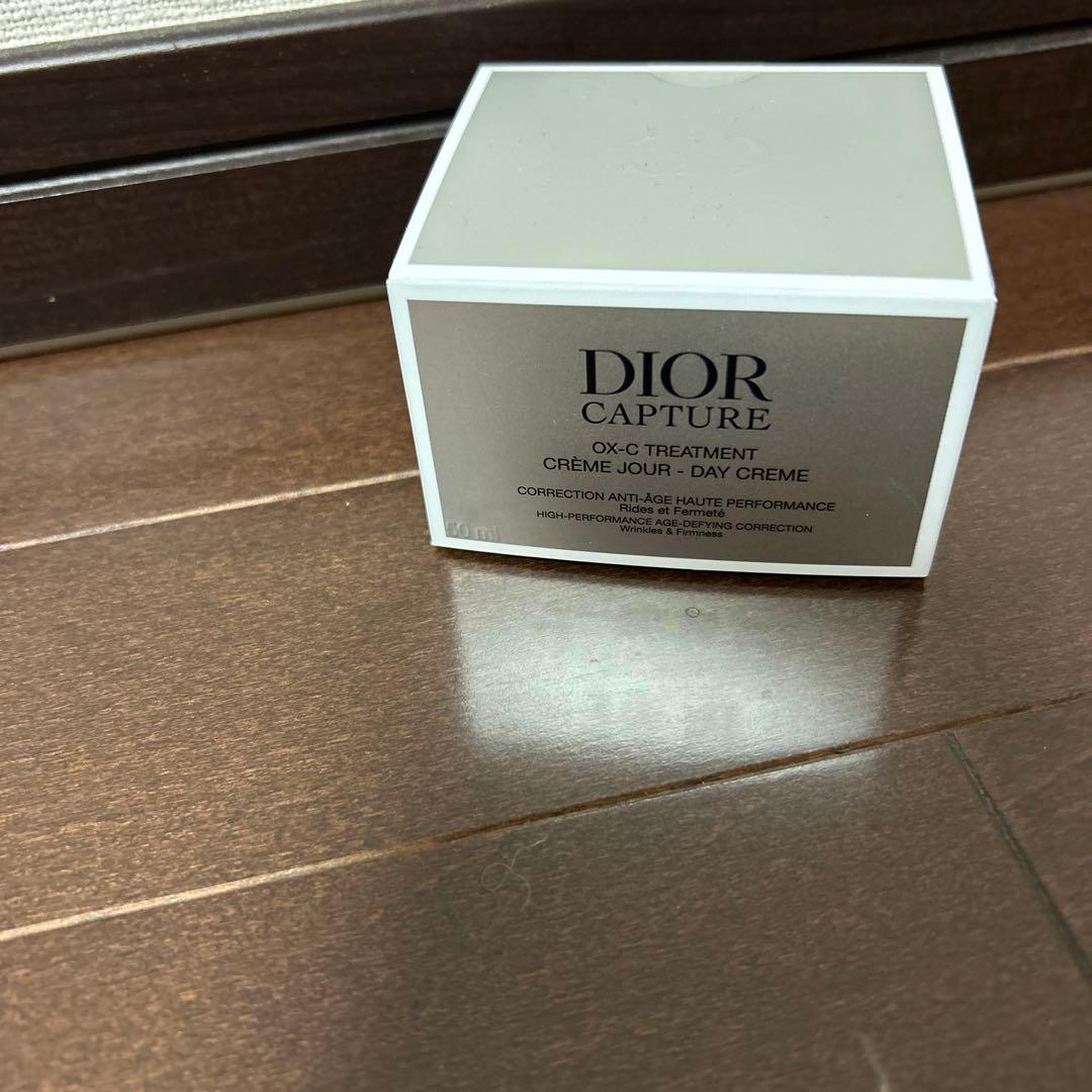 【新品未使用】Diorカプチュールトータルクレーム 50ml おまけ付き