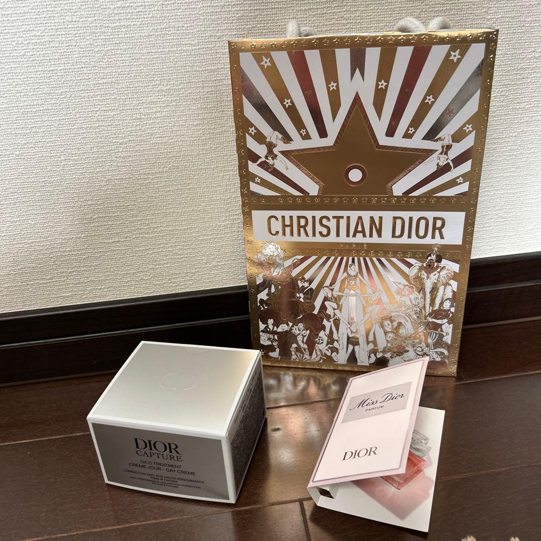 【新品未使用】Diorカプチュールトータルクレーム 50ml おまけ付き