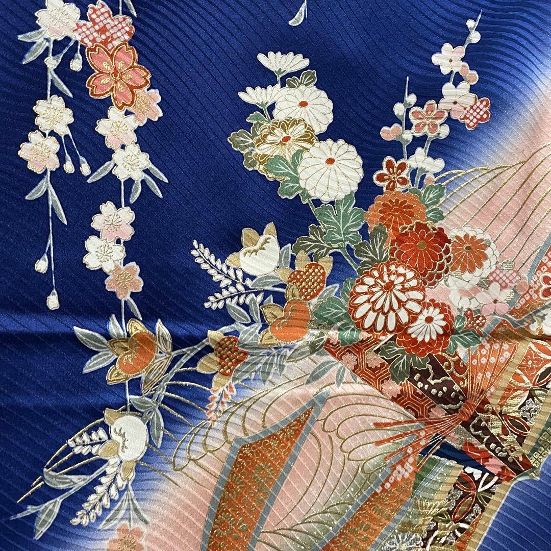 D774 振袖　枝垂れ桜　鼓み　金駒刺繍　正絹　着物　袷　極美品