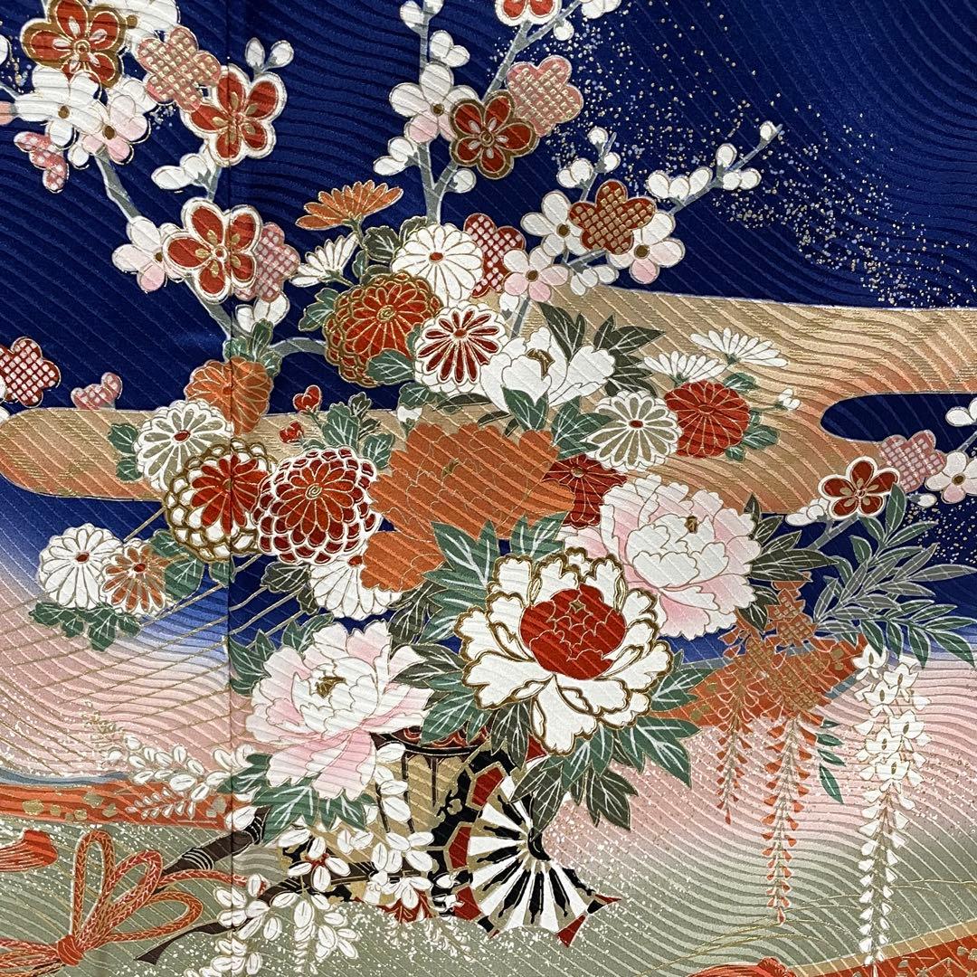 D774 振袖　枝垂れ桜　鼓み　金駒刺繍　正絹　着物　袷　極美品