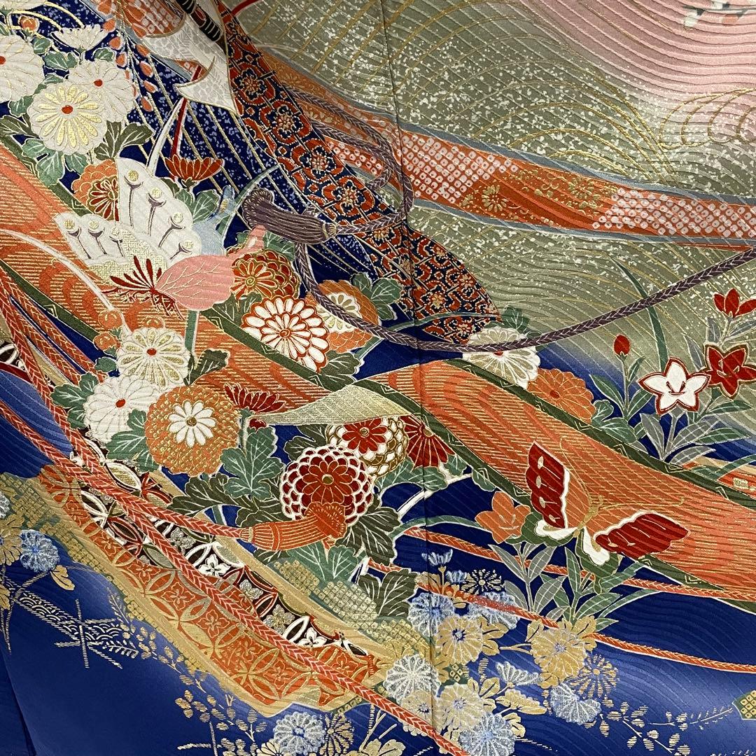 D774 振袖　枝垂れ桜　鼓み　金駒刺繍　正絹　着物　袷　極美品