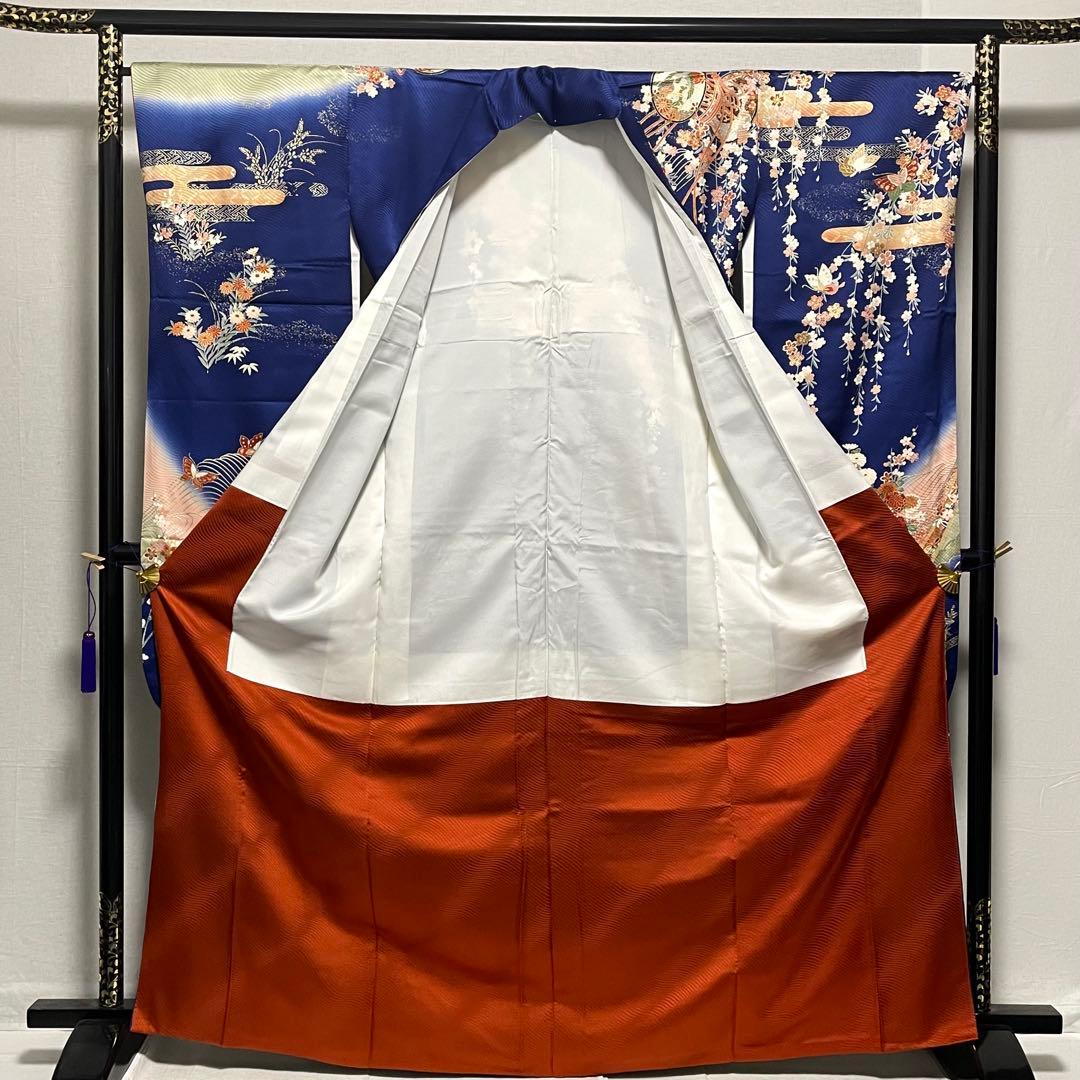 D774 振袖　枝垂れ桜　鼓み　金駒刺繍　正絹　着物　袷　極美品