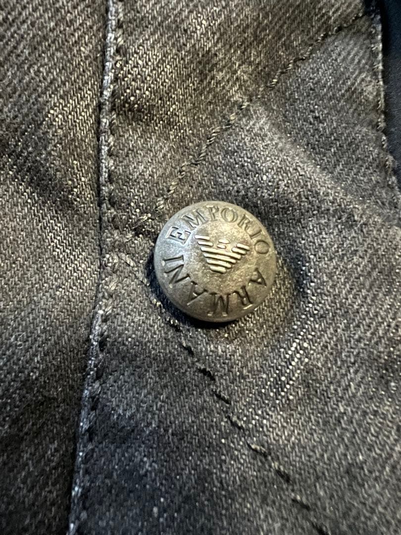 新品 EMPORIO ARMANI ブラックデニムジャケット